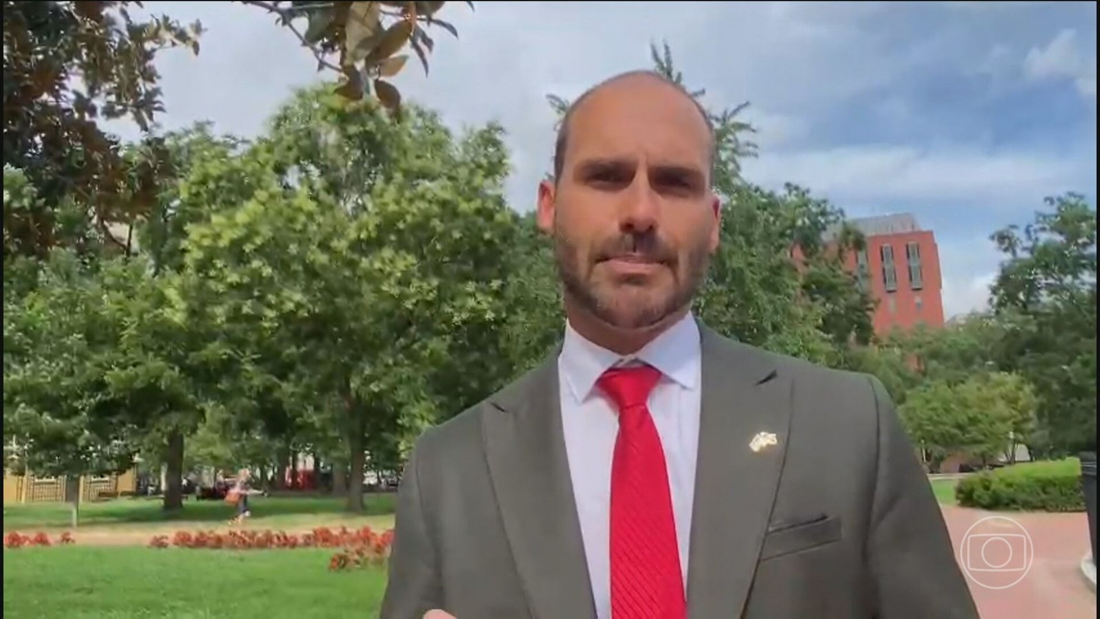 STF julga nesta terça acusação contra Eduardo Bolsonaro por coação em processo sobre tentativa de golpe em 2022