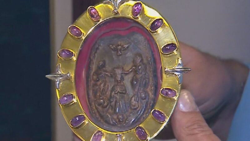 Encontrado há 185 anos, medalhão deu origem à Romaria do Divino Pai Eterno; conheça a história