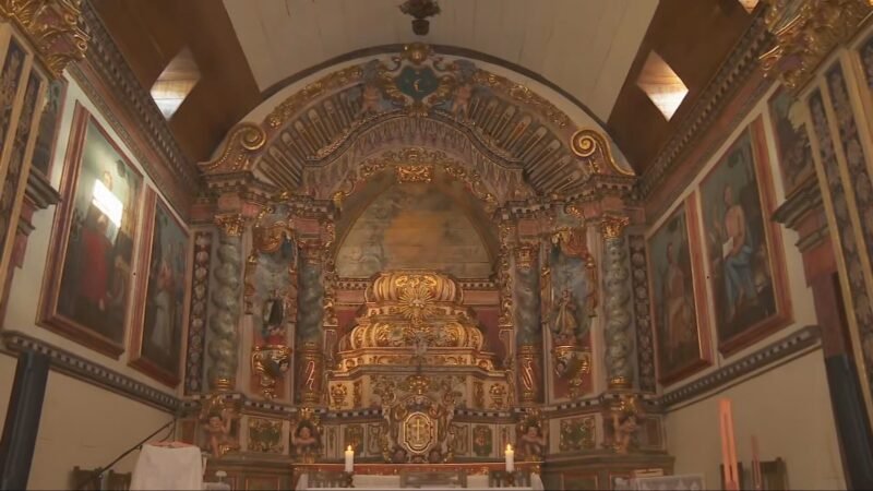 Igreja Matriz de São Bartolomeu, em Ouro Preto, é reaberta após anos de obras de restauração