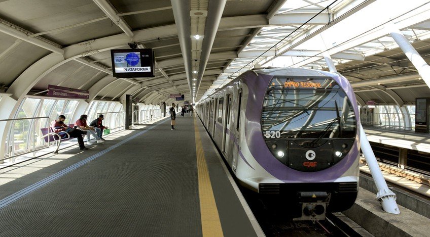 Vacinação contra o sarampo, vagas de emprego e atividades de férias movimentam estações da Viamobilidade em julho