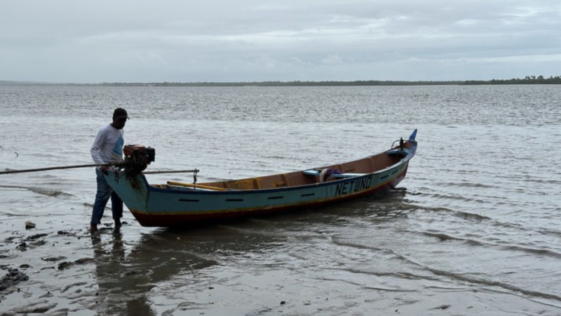 Mais de 900 pescadores do Amazonas recebem pagamentos retroativos do seguro-defeso