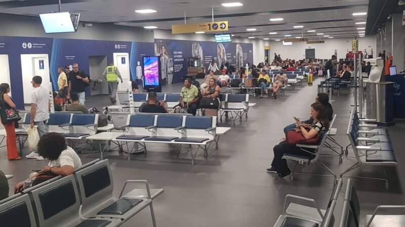 Com dólar mais baixo, gastos de brasileiros no exterior batem recorde no 1º semestre