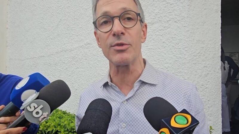 Zema sobe o tom contra ex-secretário de Governo