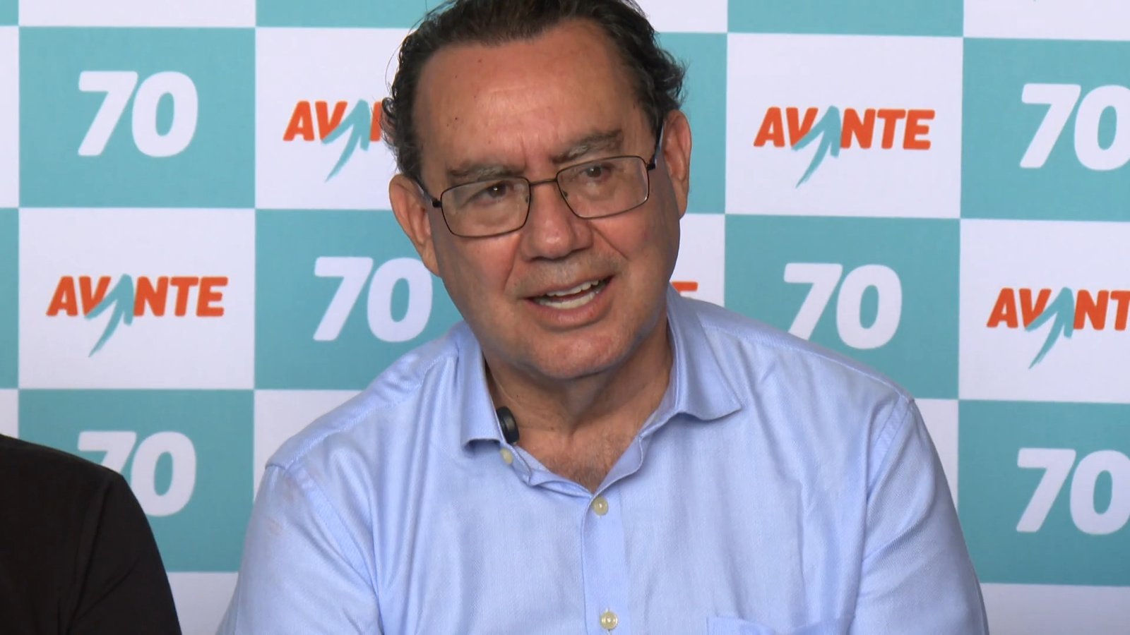 Tralli e Renata entrevistam Augusto Cury, candidato a presidente pelo Avante