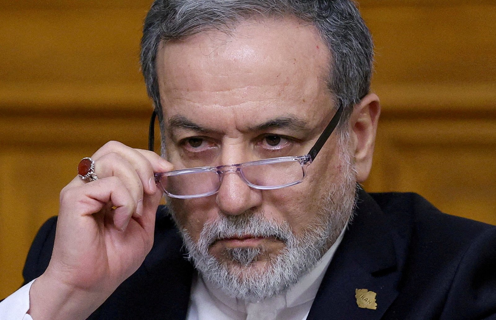 Irã e Omã estão próximos de acordo para nova rota no Estreito de Ormuz, diz ministro iraniano