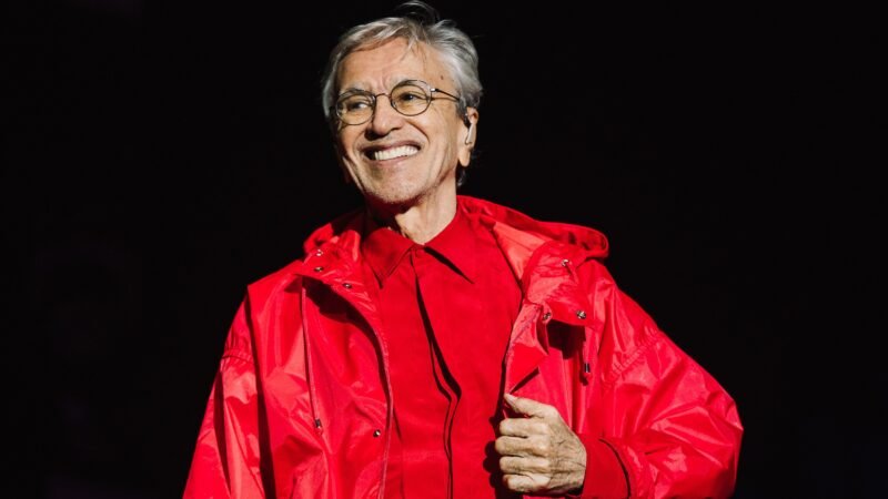 Livro enxerga ‘Transa’, cultuado álbum de Caetano Veloso, sob a ótica do afeto
