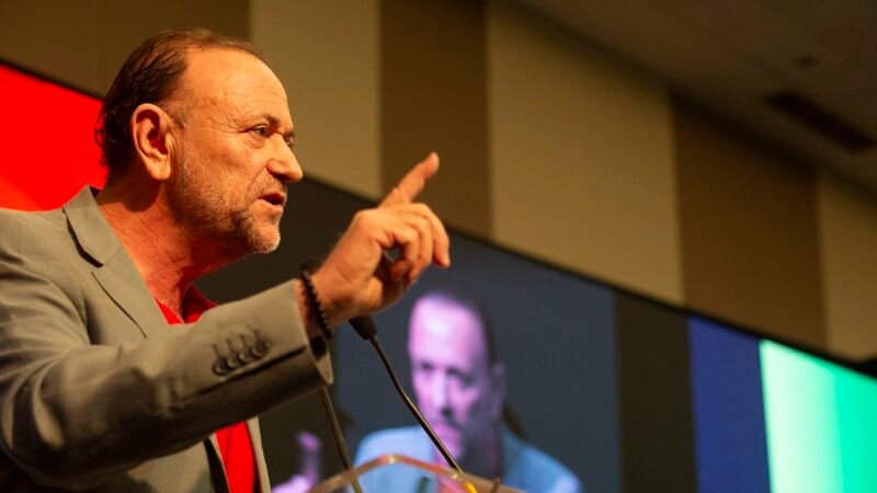 Em meio à crise no STF, PT defende mandato para ministros de Tribunais Superiores no Brasil