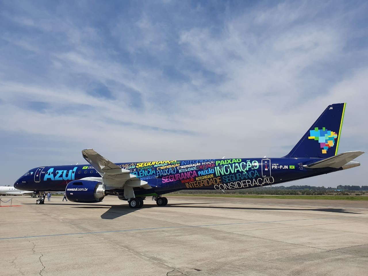 Falha em GPS usado por aviões da Embraer afeta voos da Azul