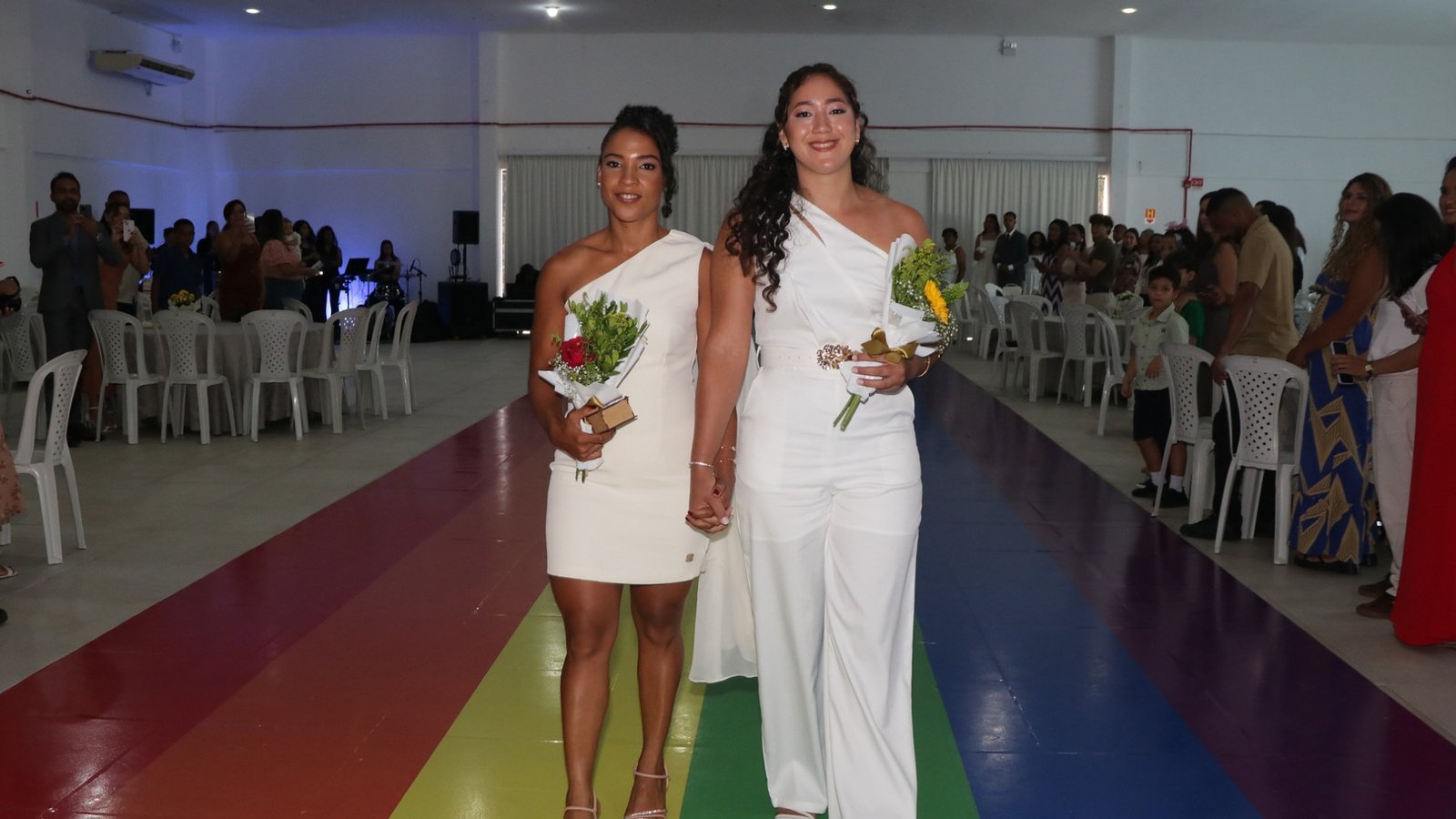 Casamento comunitário reúne 15 casais LGBTQIAPN+ em São Luís