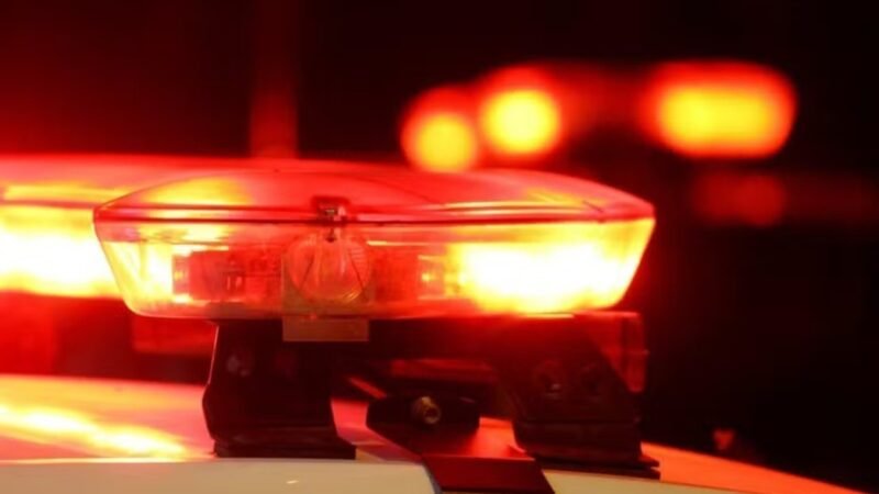 Motorista de carro morre após tentar ultrapassagem e bater de frente com caminhonete na MG-126