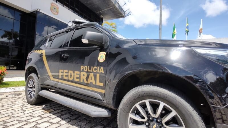 PF cumpre mandados contra suspeitos de abuso sexual infantil pela internet em Natal