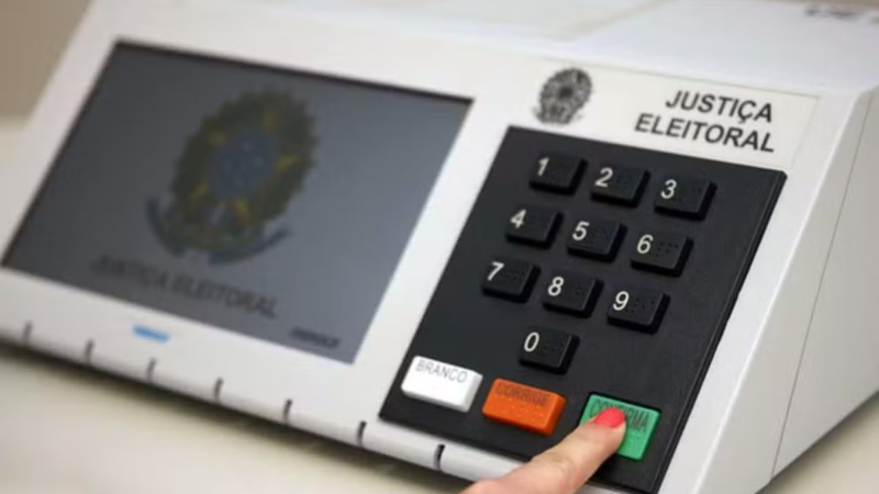 Eleições 2026: mulheres vão às urnas quase 100 mil vezes a mais que homens em MT