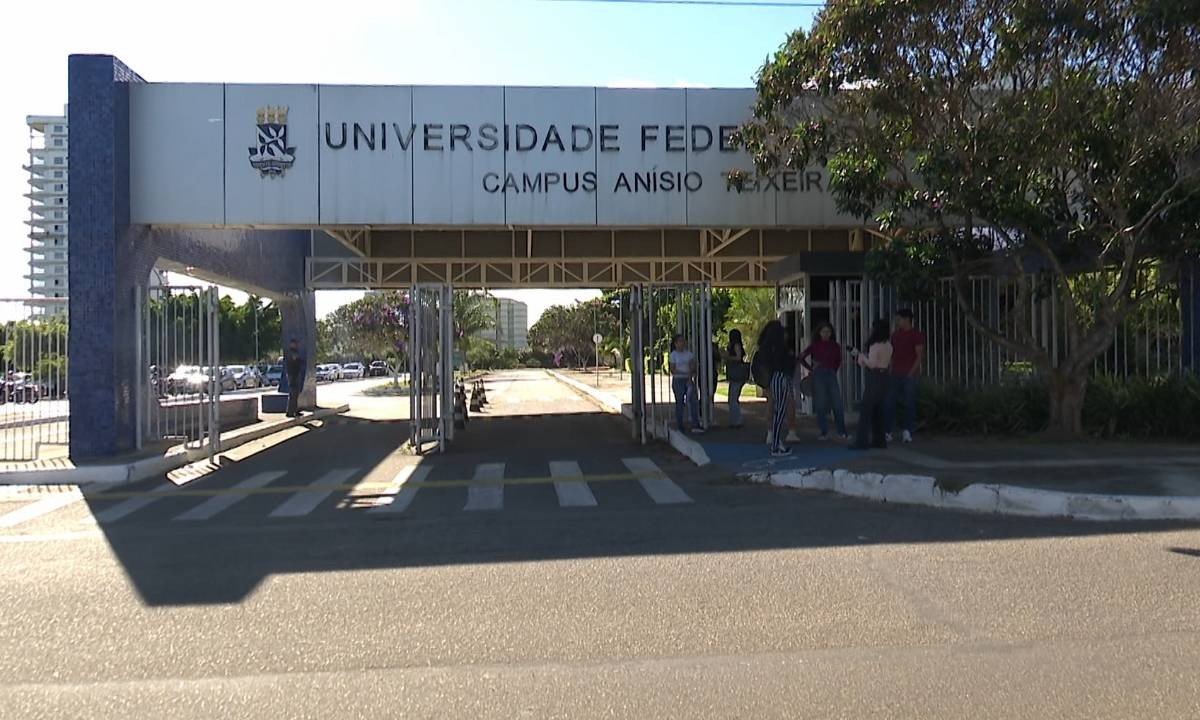 Inscrições para concurso da Ufba com 139 vagas terminam nesta quinta; salários vão até R$ 5,2 mil